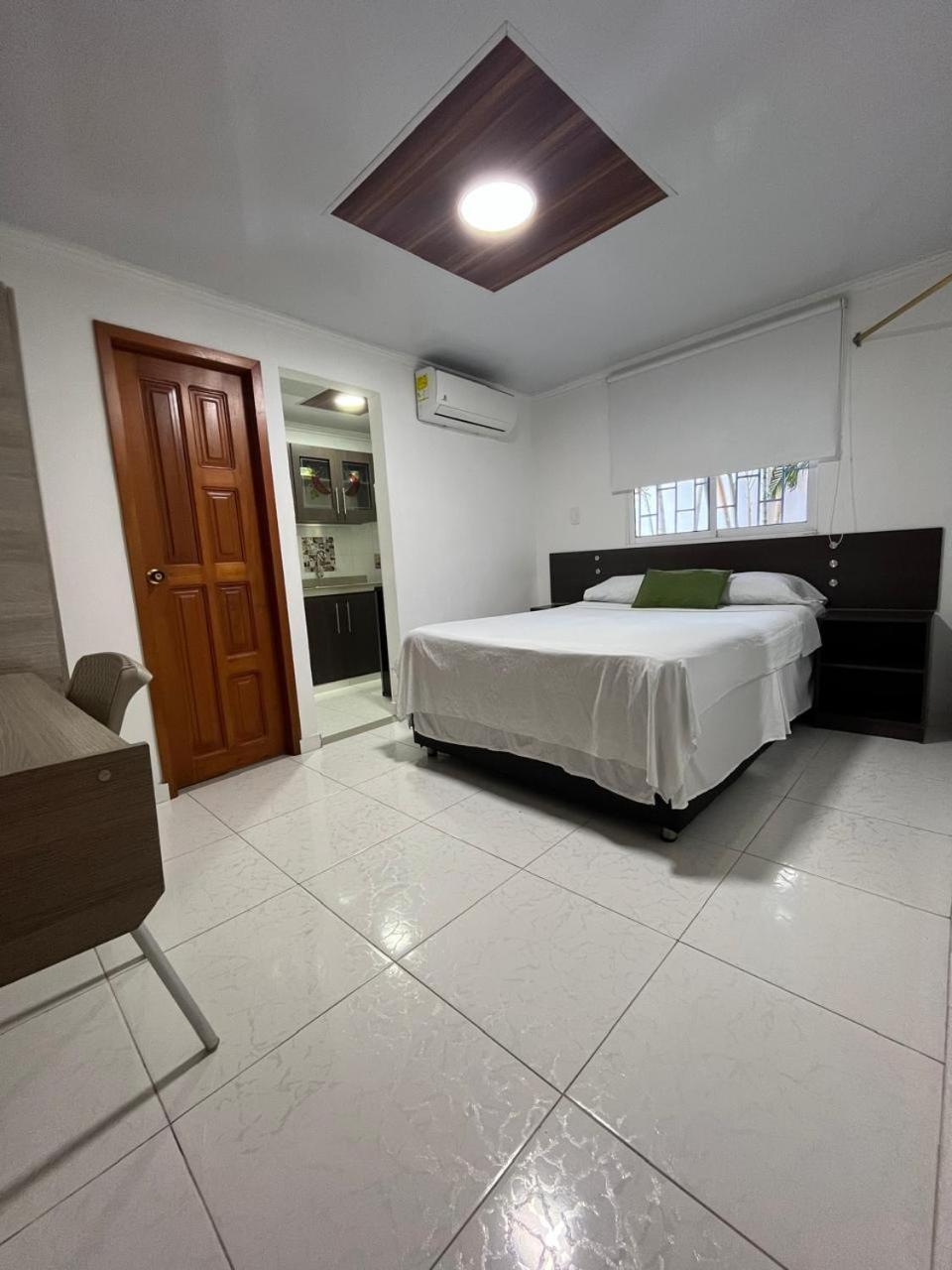 Villa Santos Apartaestudios Barranquilla  Exteriör bild